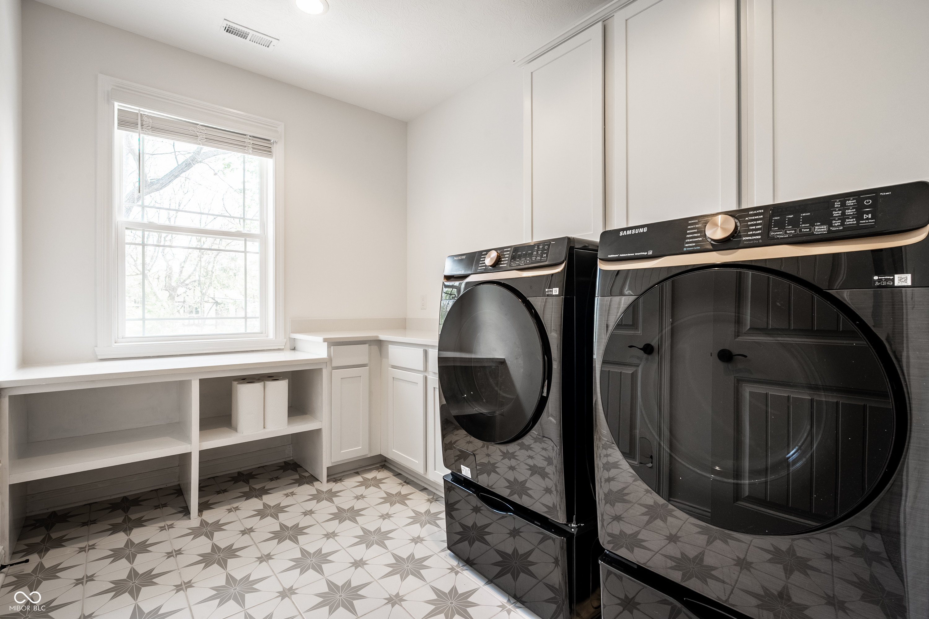 5855 N College Avenue