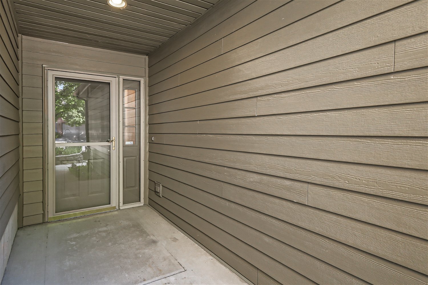 2032 Jeffrey Court
