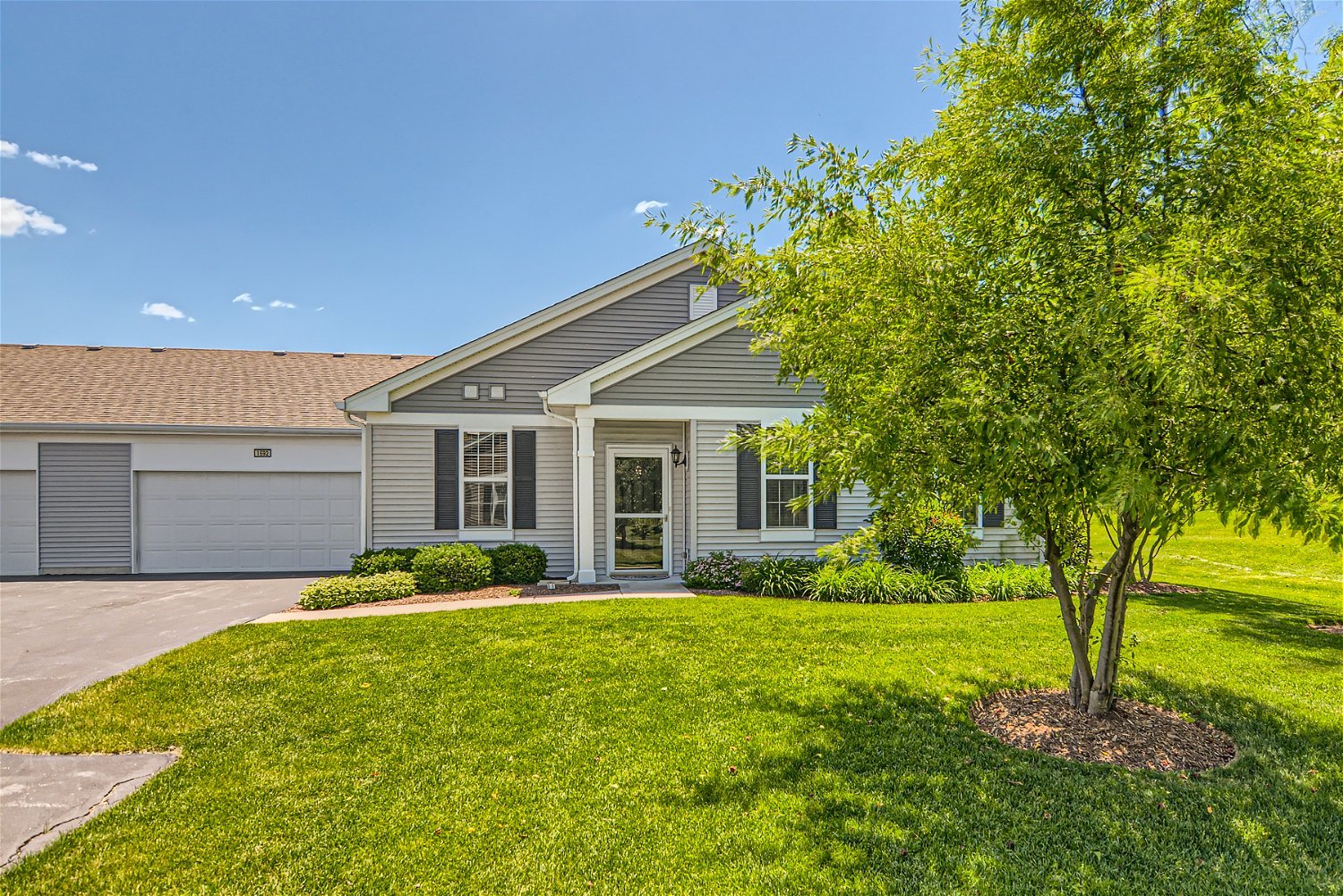 1592 Hannah Lane Unit: 1592