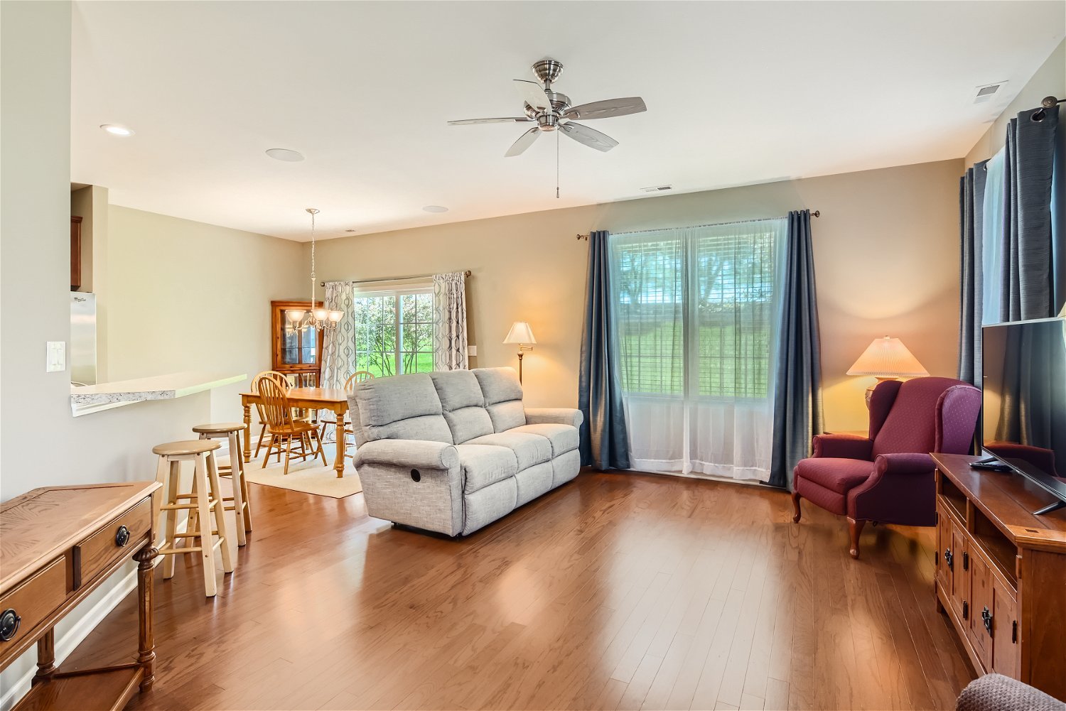 1592 Hannah Lane Unit: 1592