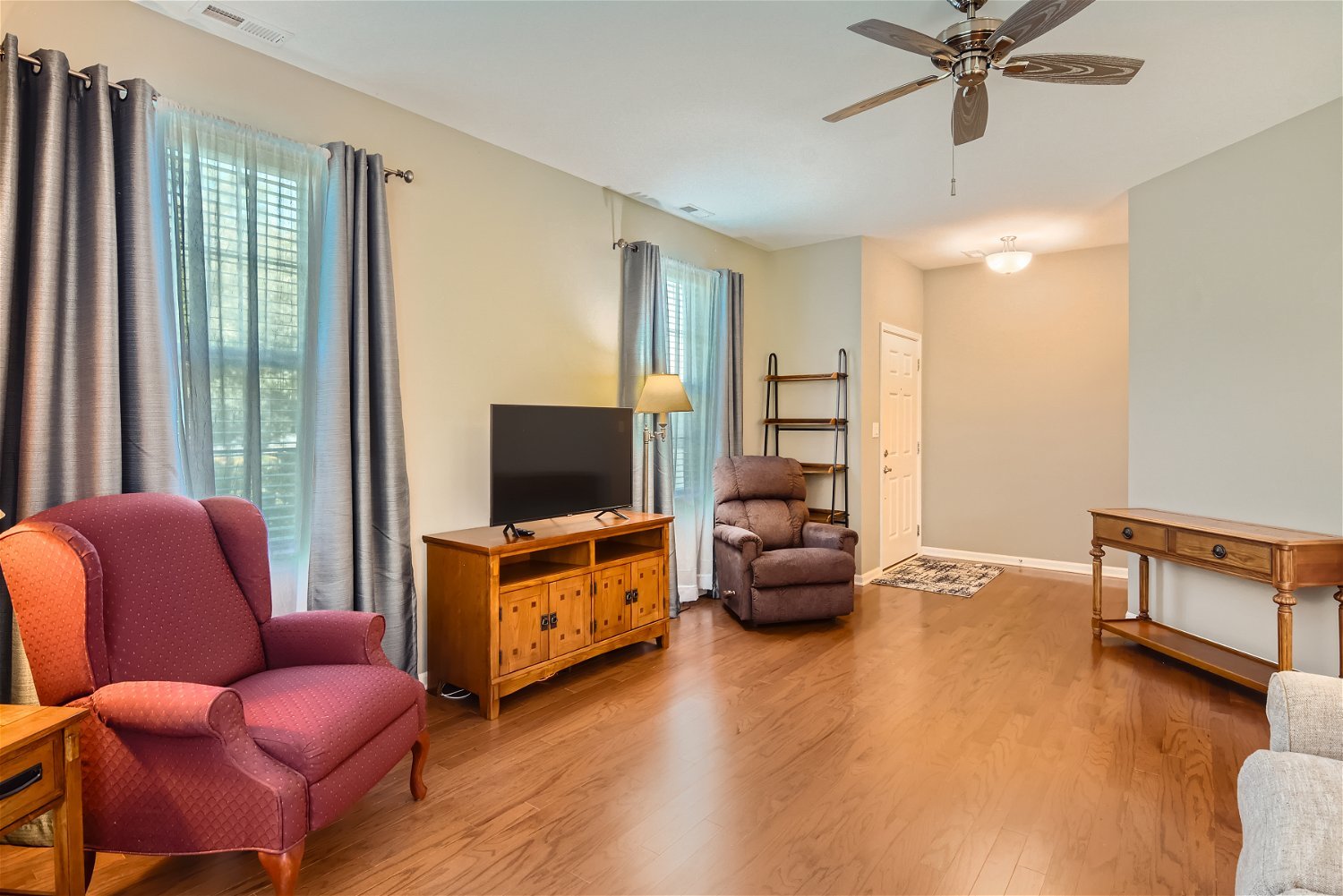 1592 Hannah Lane Unit: 1592