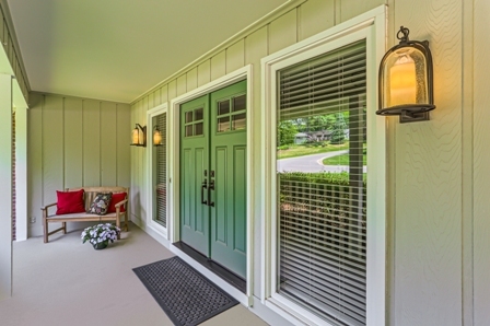 36W382 Oak Hill Drive