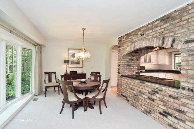 36W382 Oak Hill Drive