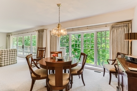 36W382 Oak Hill Drive