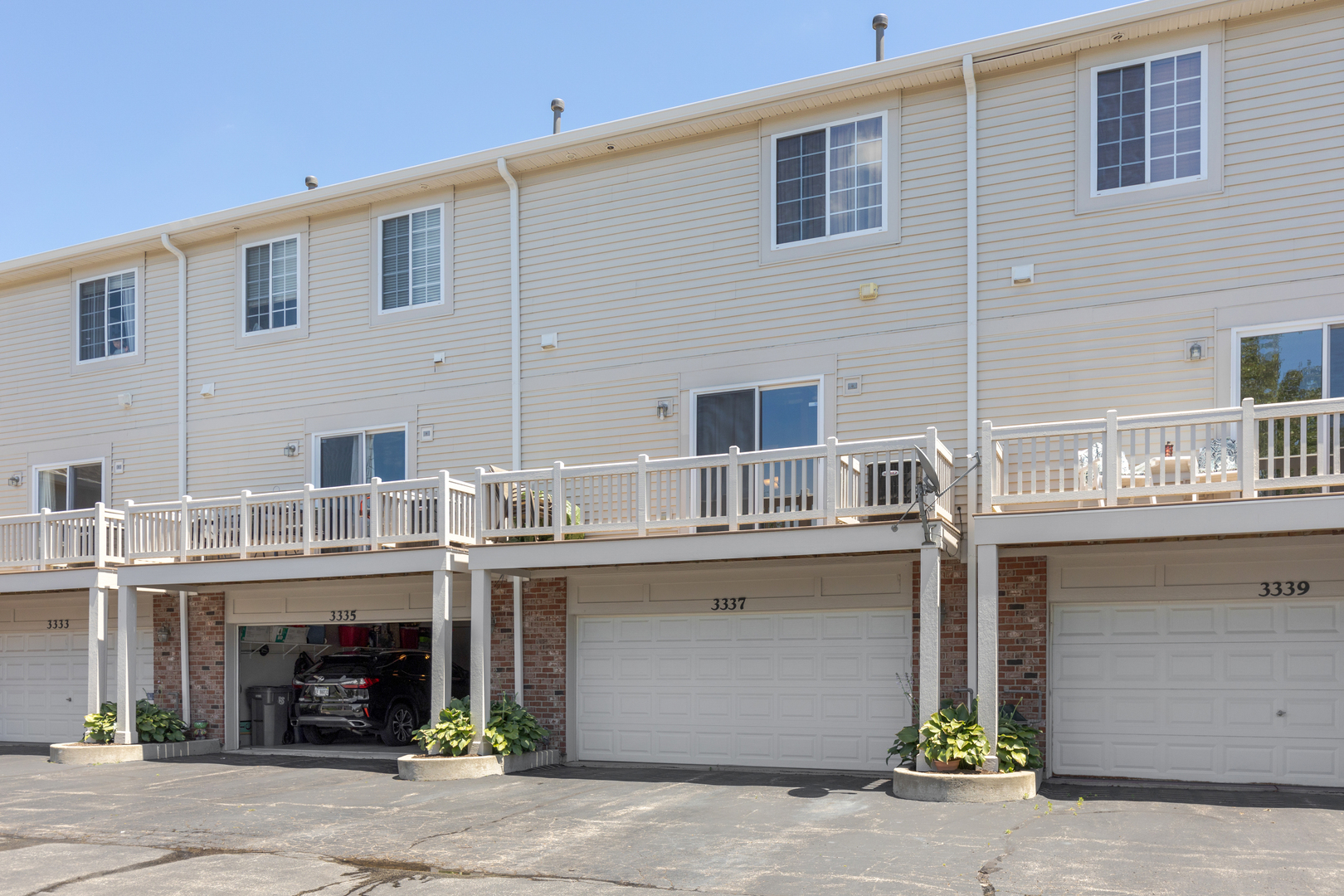 3337 Cameron Drive Unit: 3337