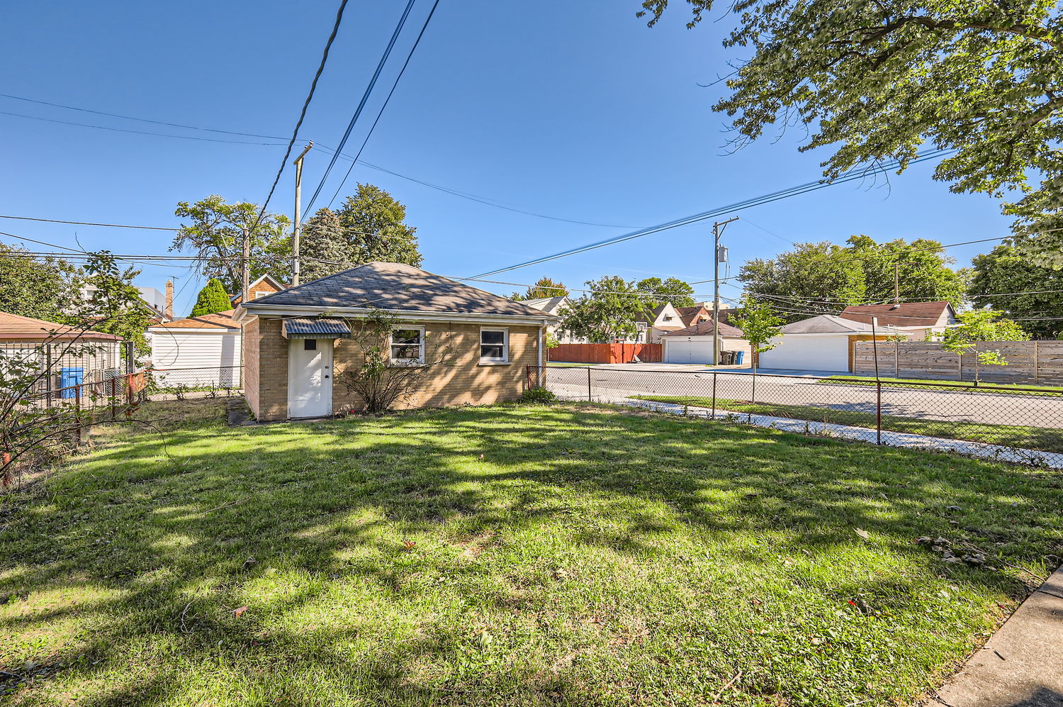 2345 N Rutherford Avenue