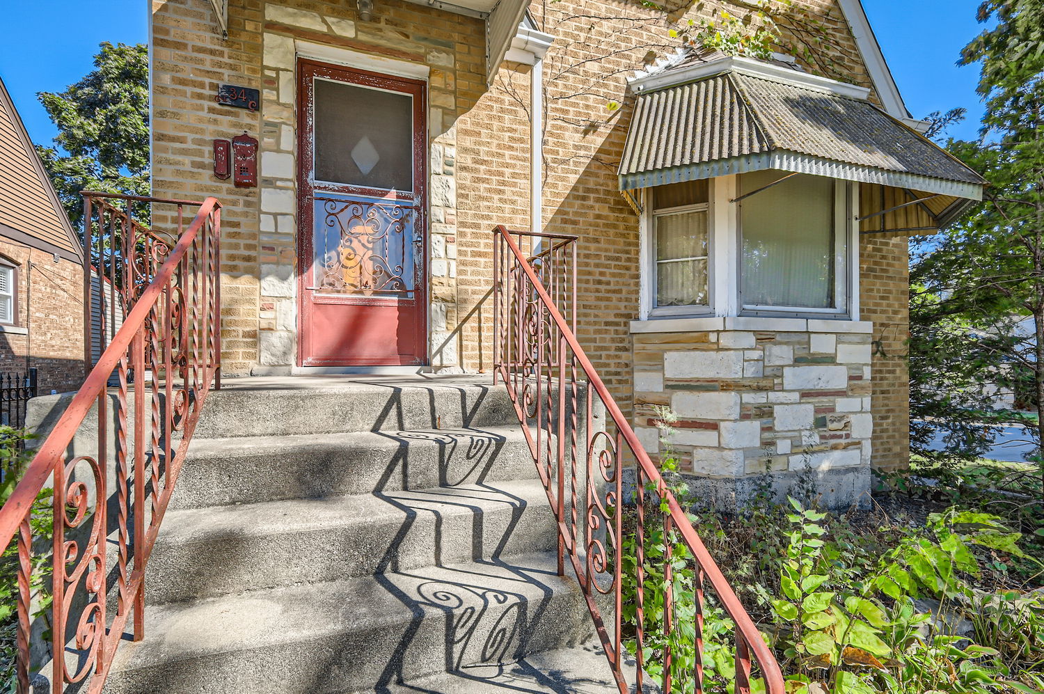 2345 N Rutherford Avenue