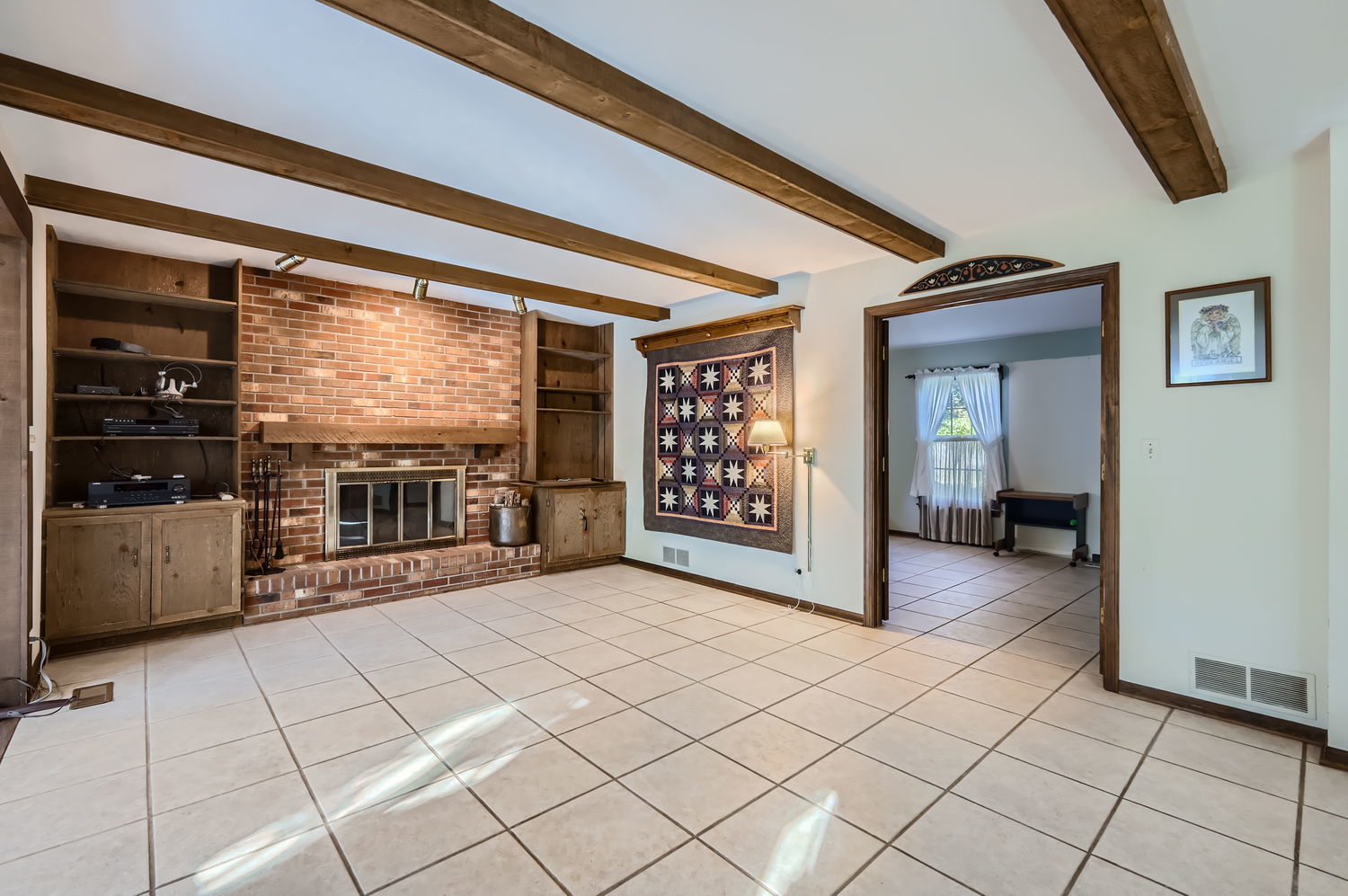 1925 Jamestown Lane