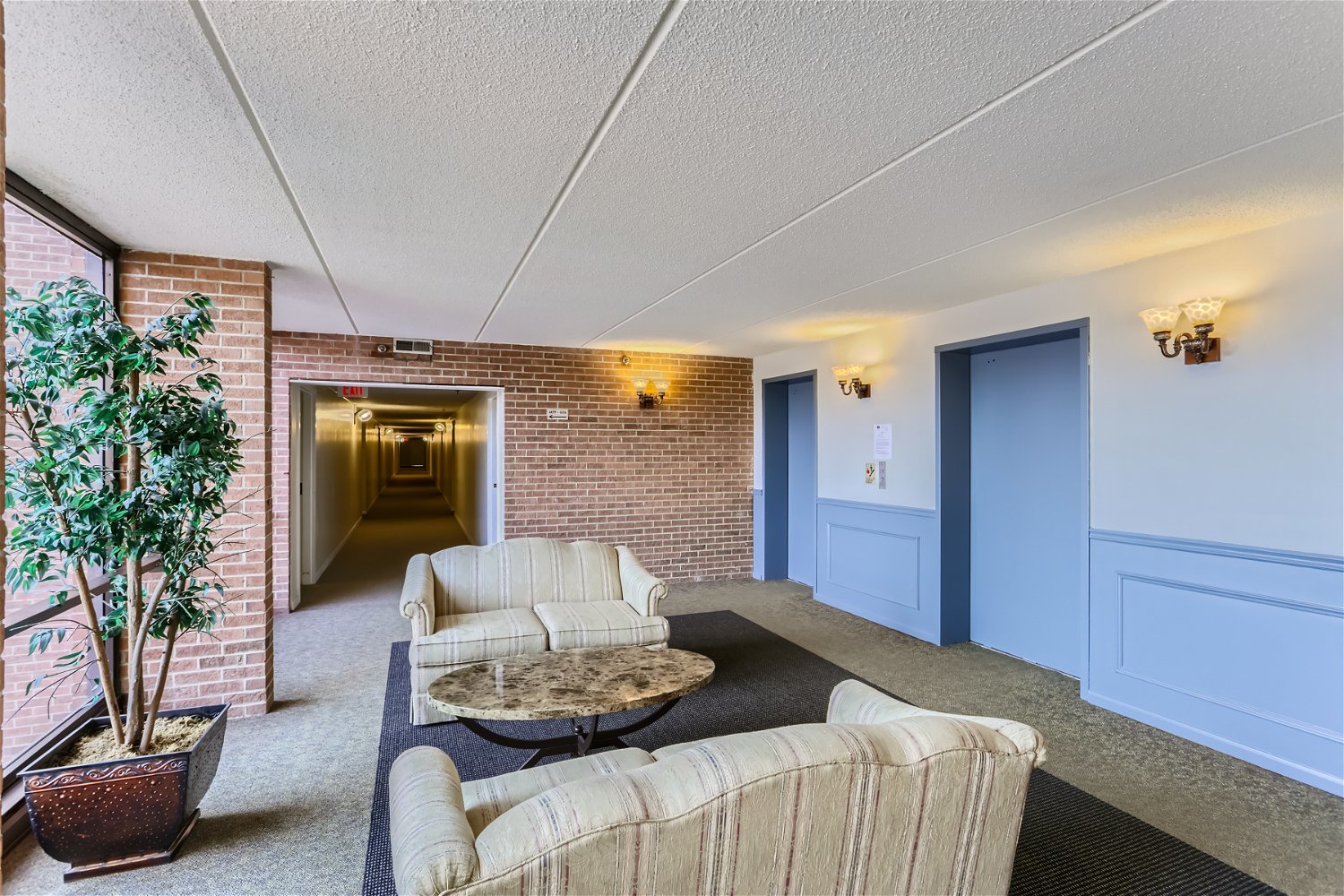 1450 Plymouth Lane Unit: 415