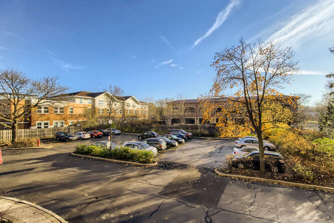 1450 Plymouth Lane Unit: 415