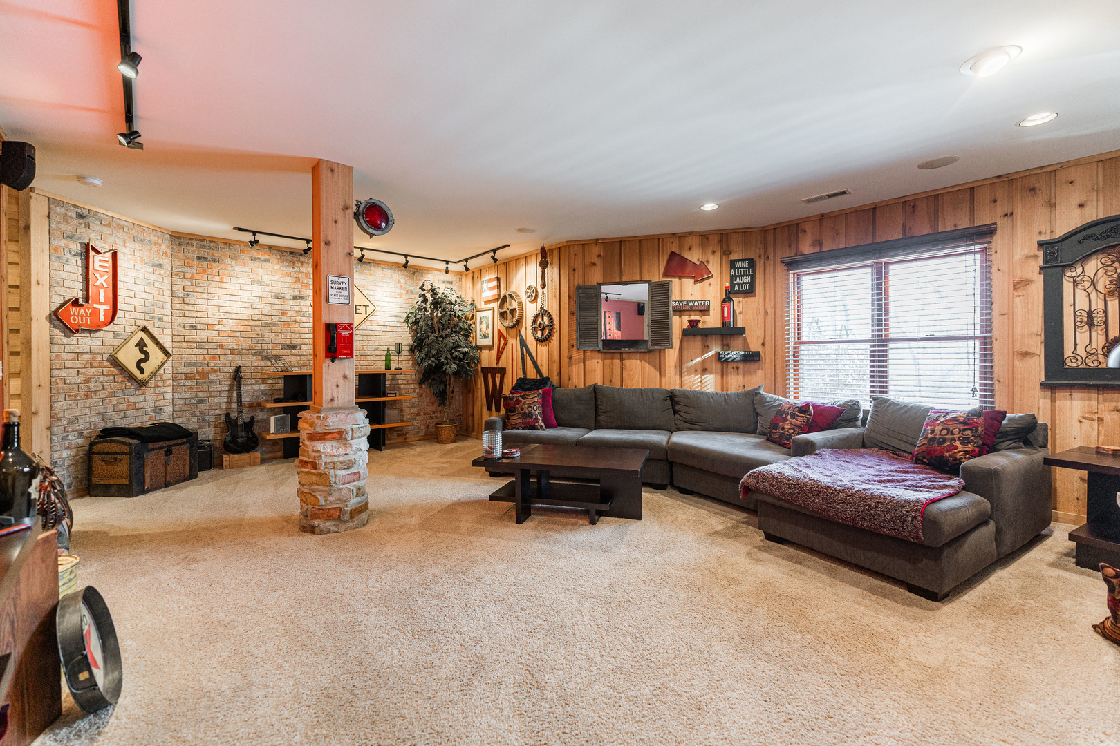 14N304 Highland Avenue