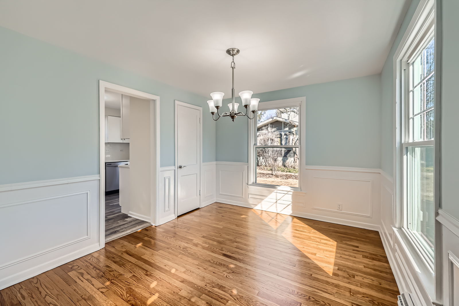 1403 S 5th Street