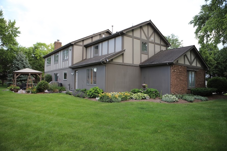 275 Coventry Court