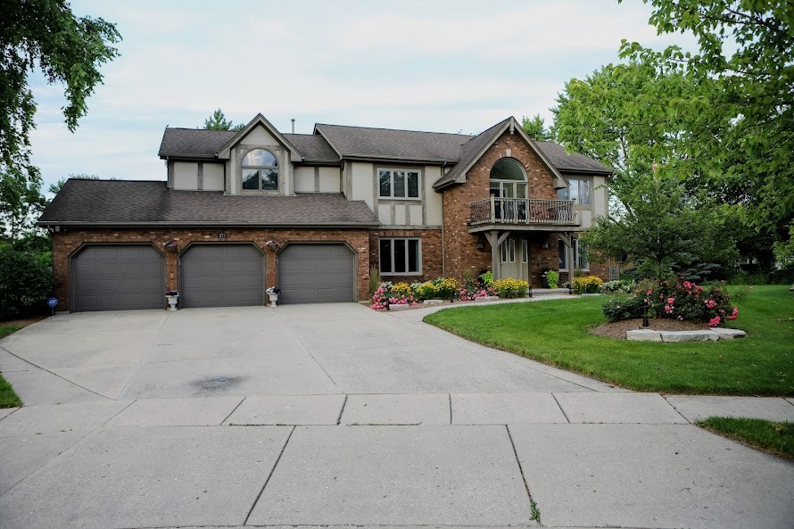 275 Coventry Court