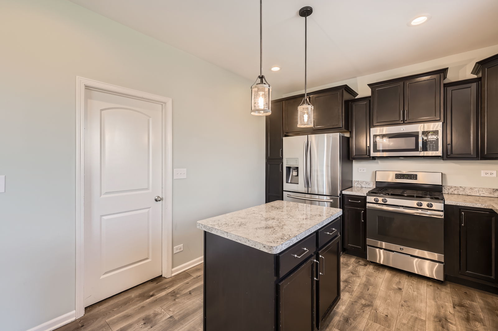 947 Catamaran Circle