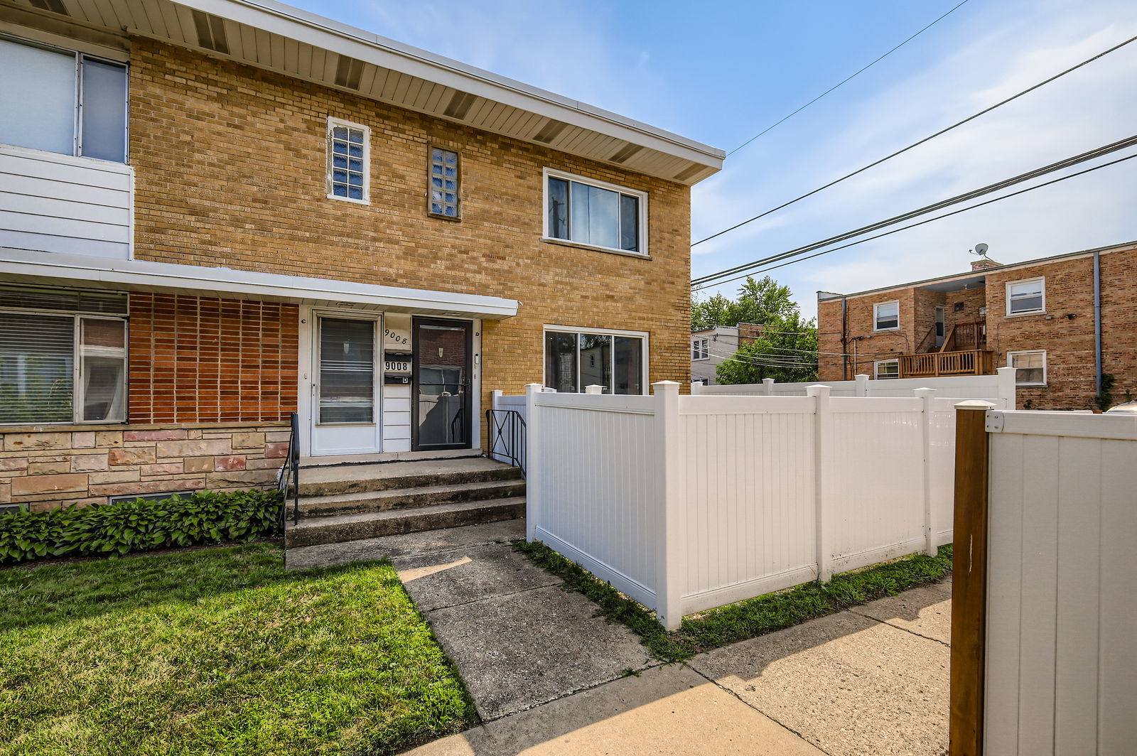 9008 Skokie Boulevard