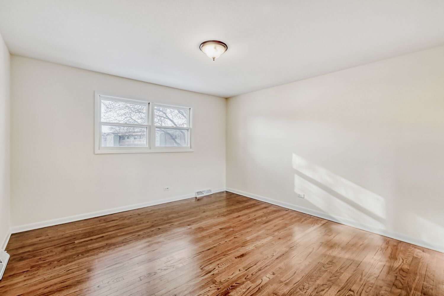1630 Maple Lane