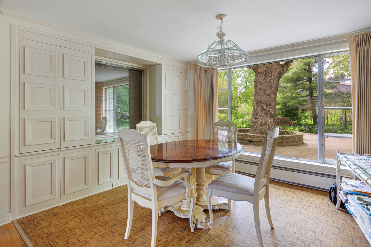 16 Greenridge Road