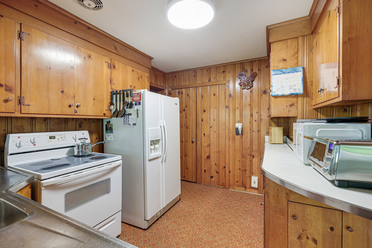16 Greenridge Road