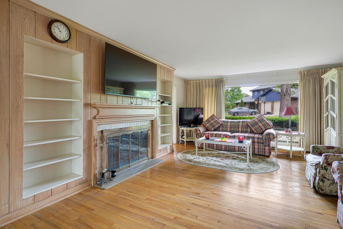 16 Greenridge Road