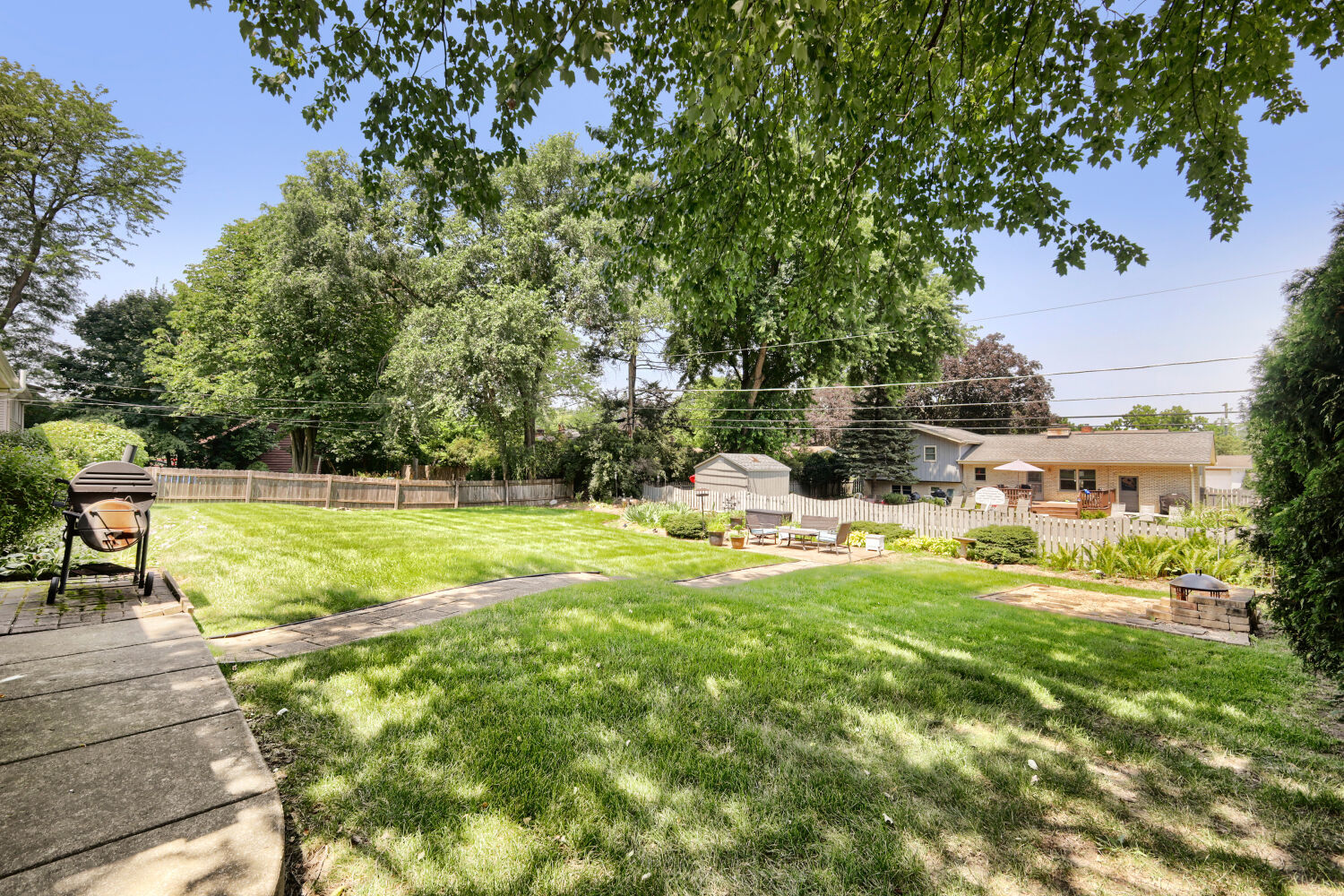 1434 Maple Lane