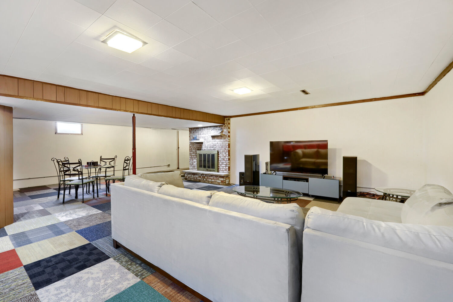 1434 Maple Lane