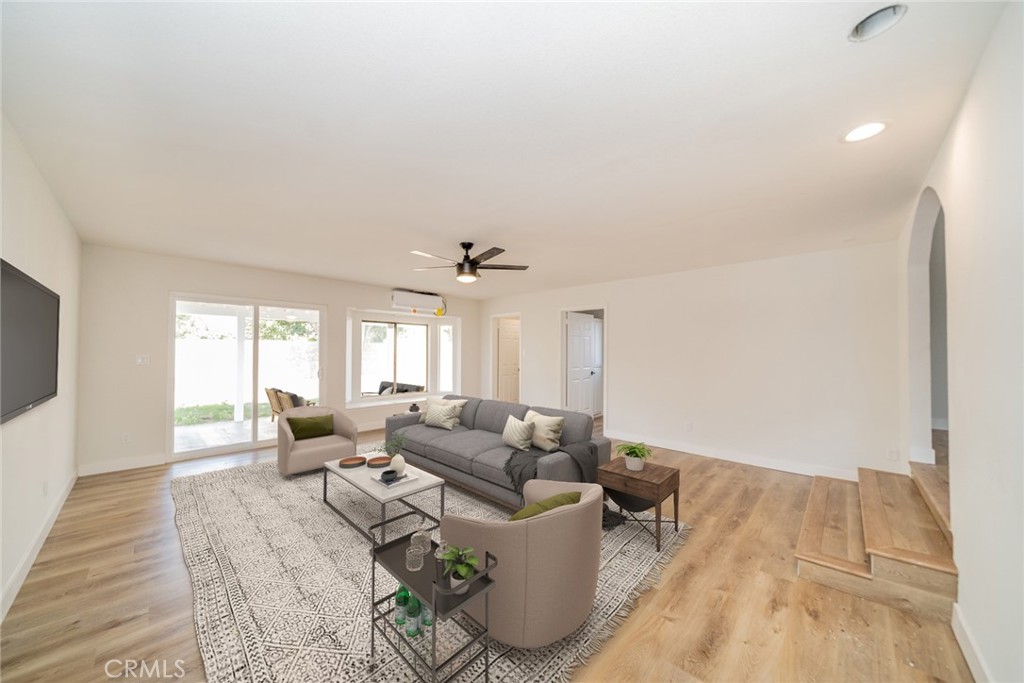 1430 Pepper Tree Lane