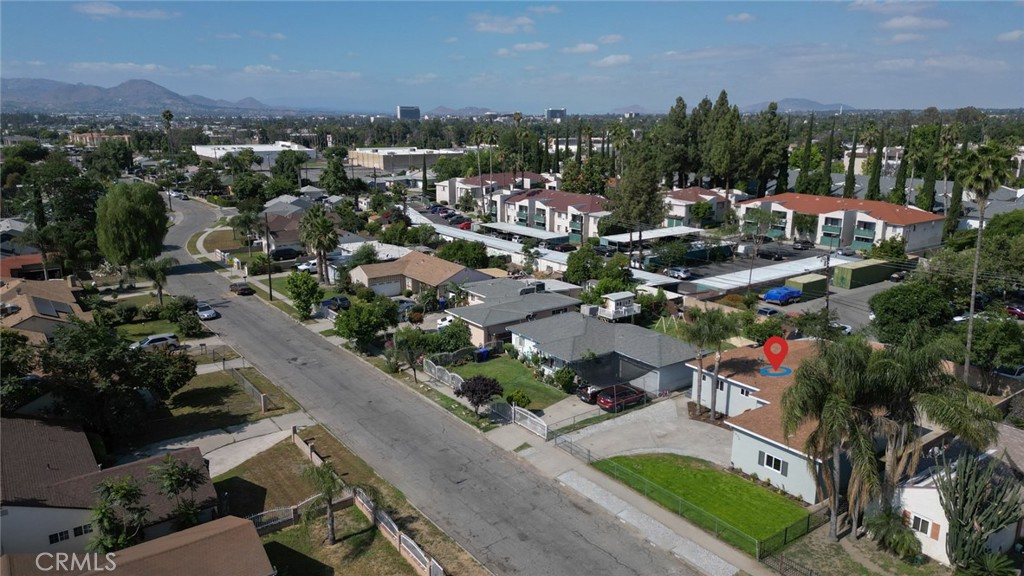 1430 Pepper Tree Lane