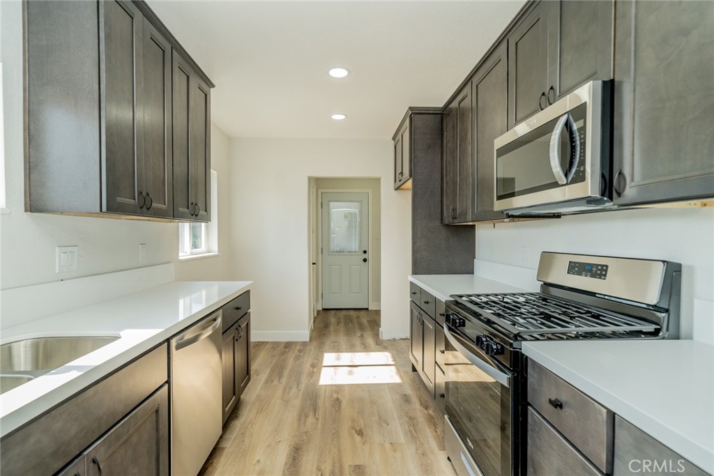 1430 Pepper Tree Lane