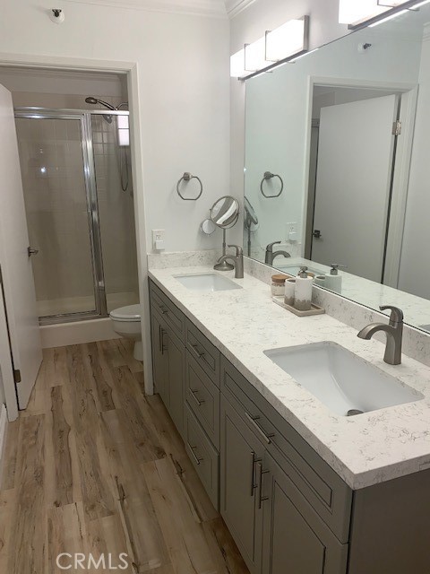 600 W 9th 906