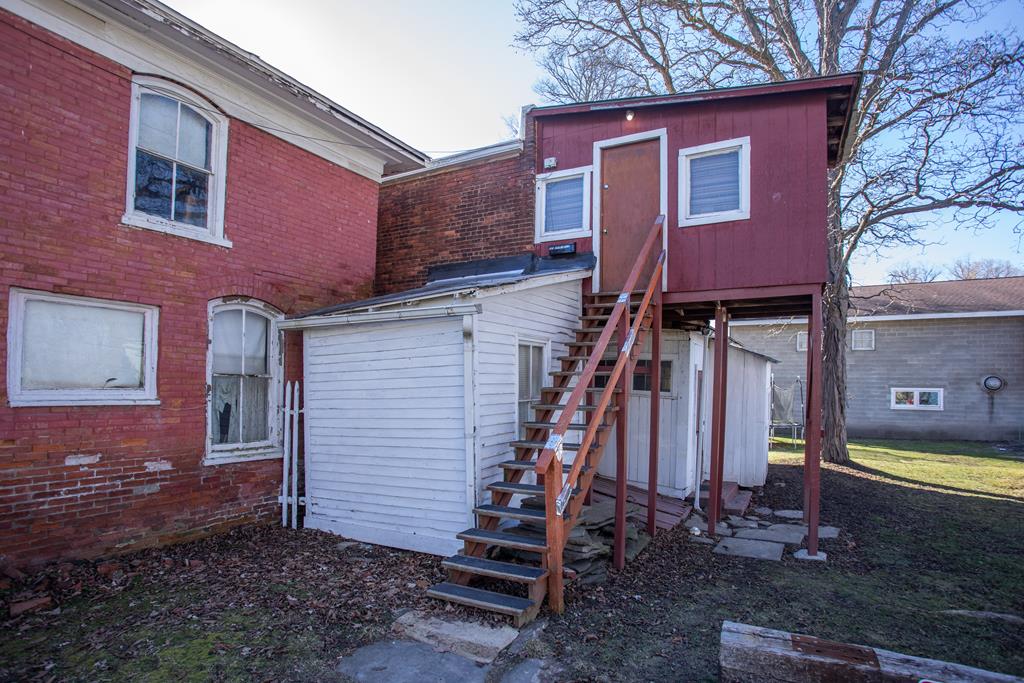 15 Unit 3 - East Hill Road