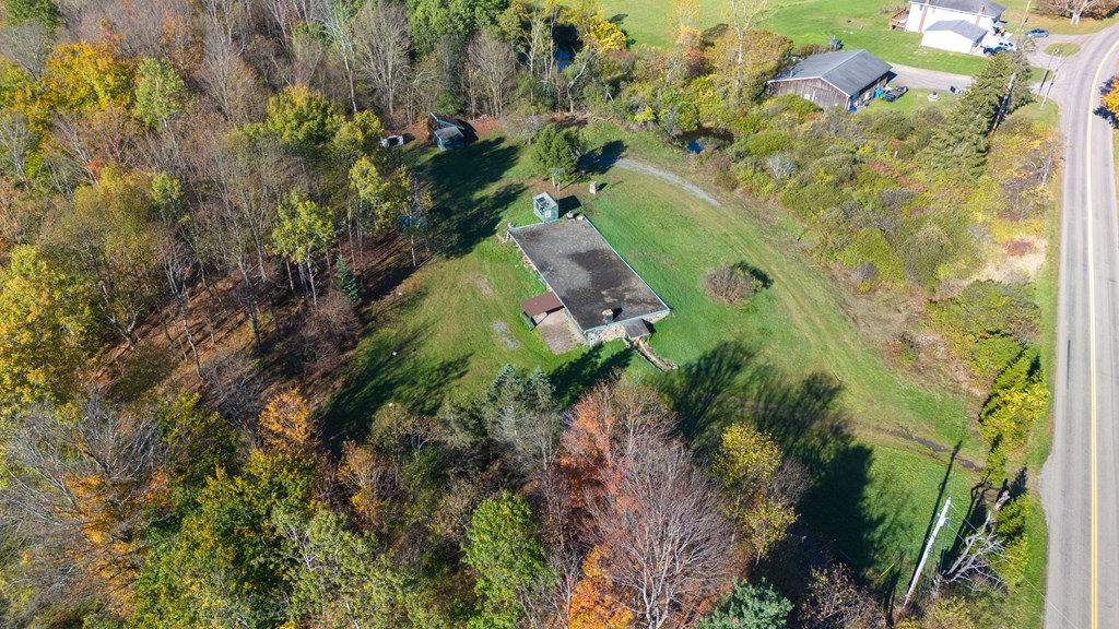 8269 Coryland Rd, Gillett