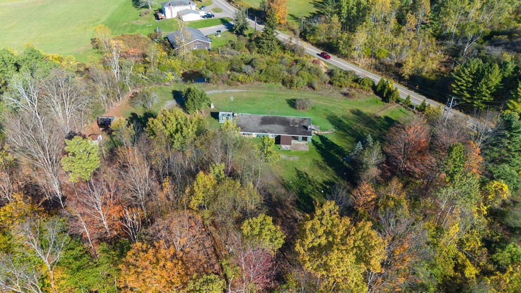 8269 Coryland Rd, Gillett