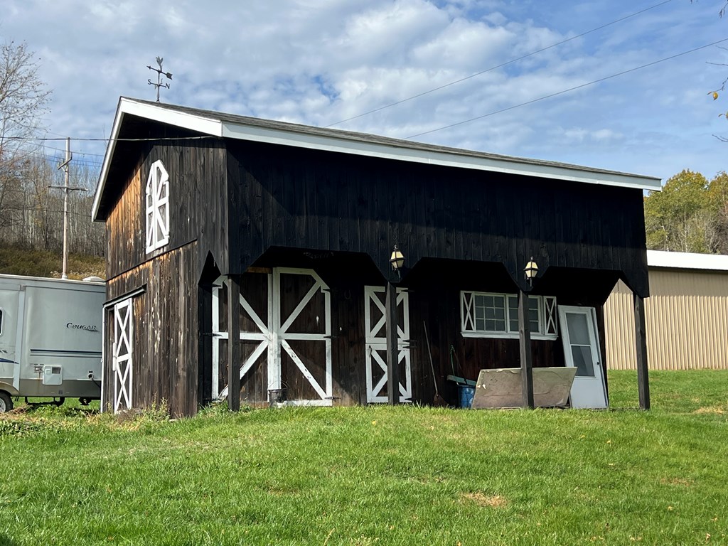 7129 Route 14, Canton