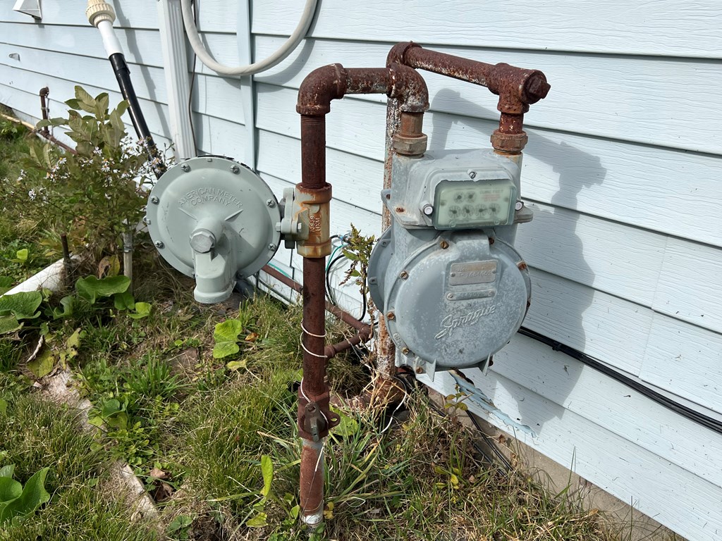 7129 Route 14, Canton