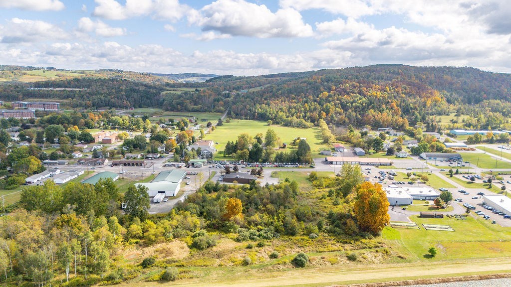 324 S Main St (6.64 Acres)