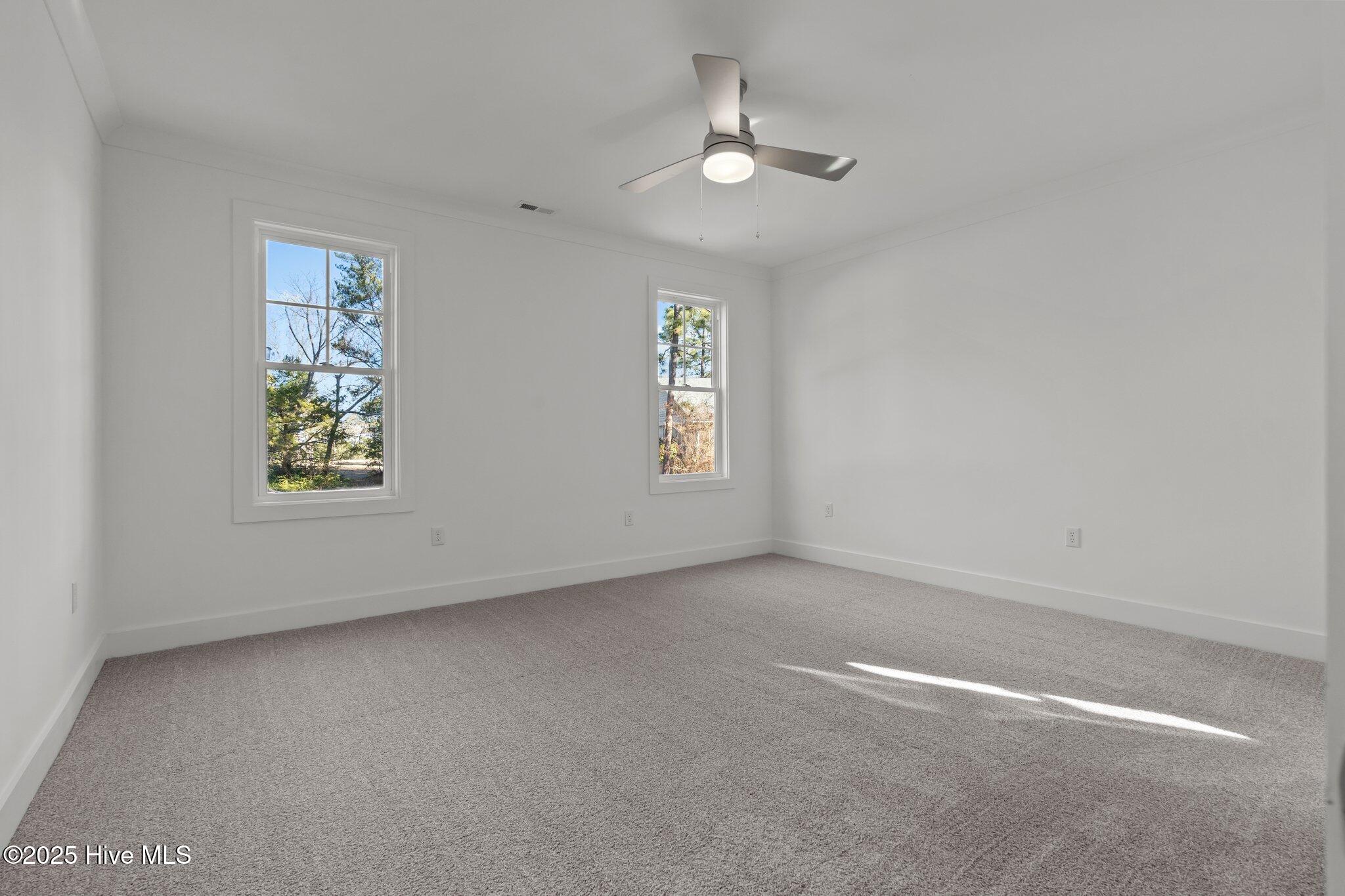 1350 Valley View Road