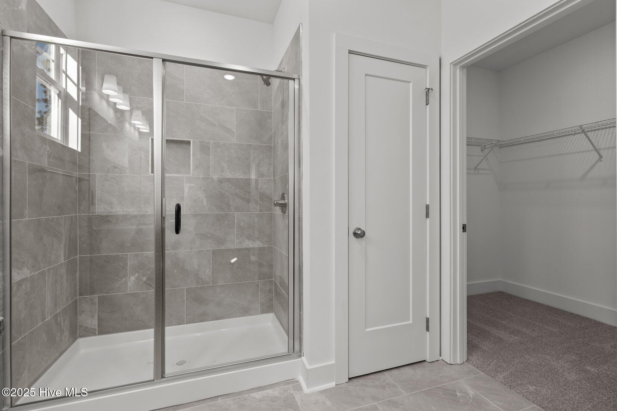 1350 Valley View Road