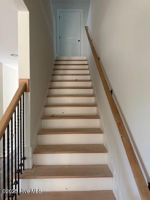 300 N Alma Street