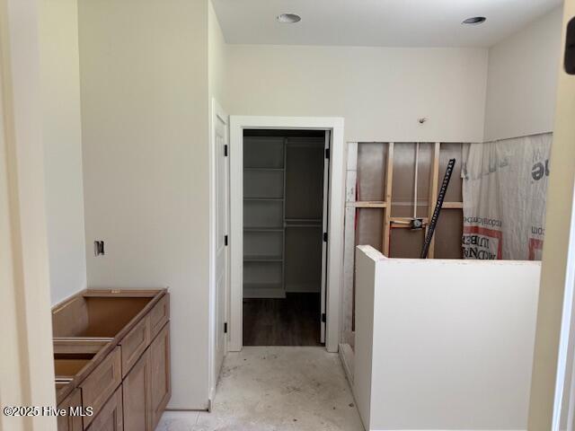 300 N Alma Street