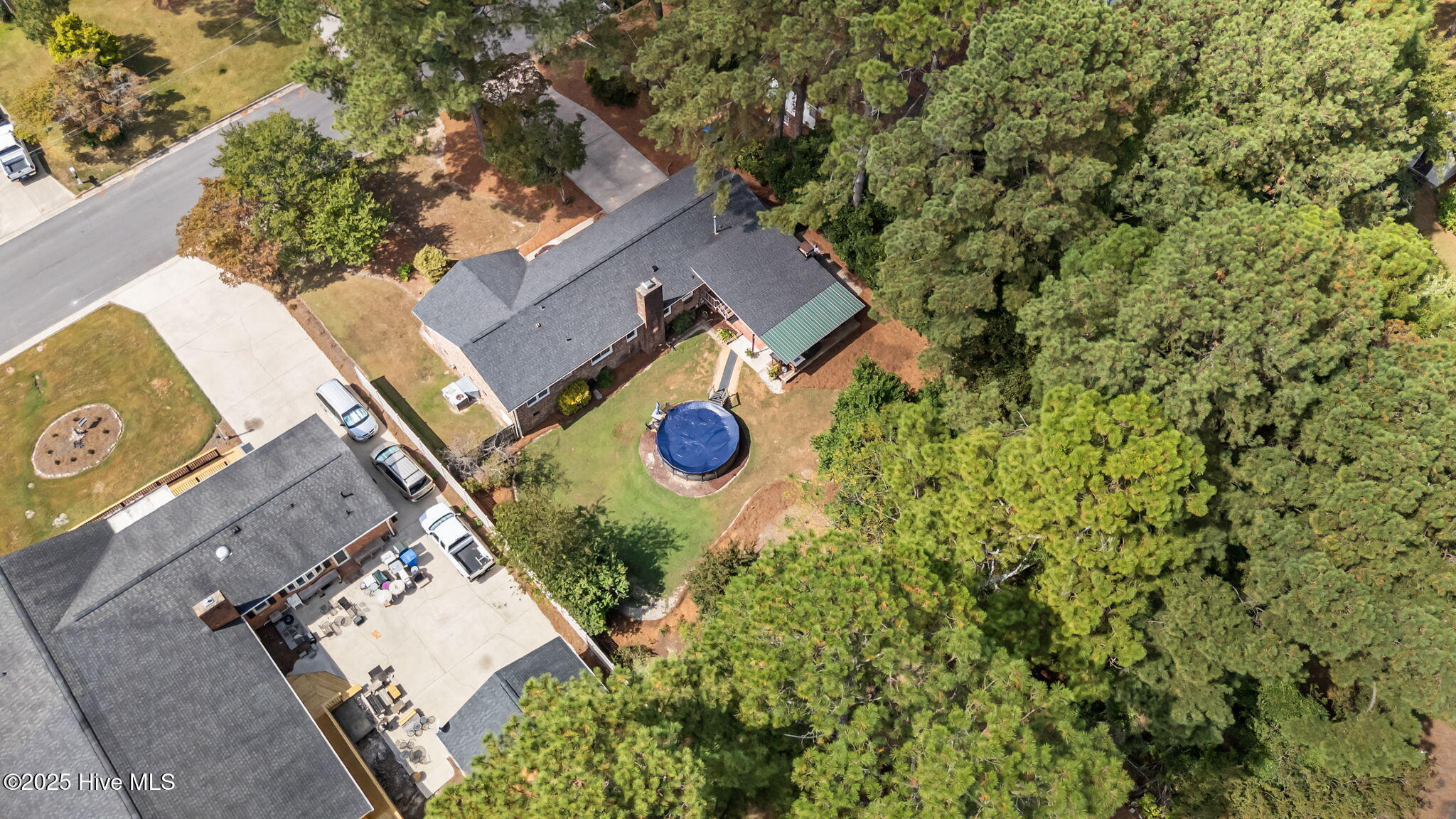 1404 Knollwood Drive NW