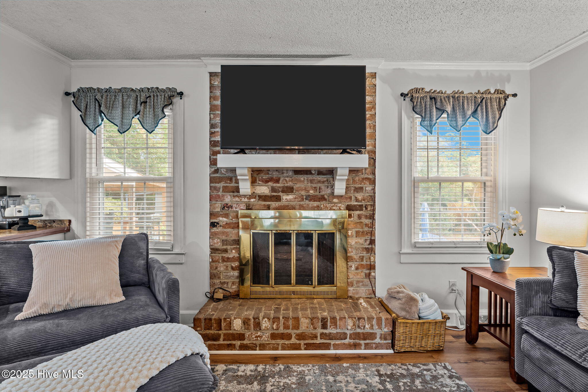 1404 Knollwood Drive NW