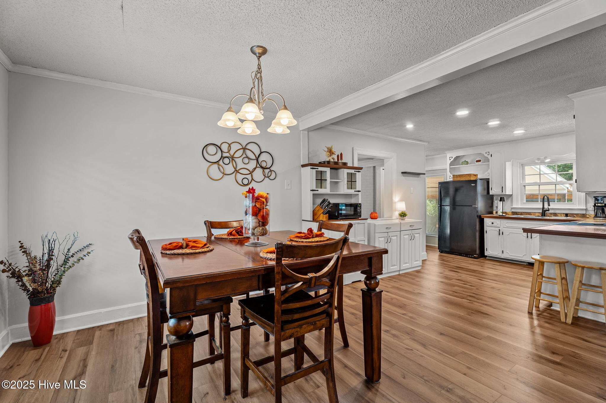 1404 Knollwood Drive NW