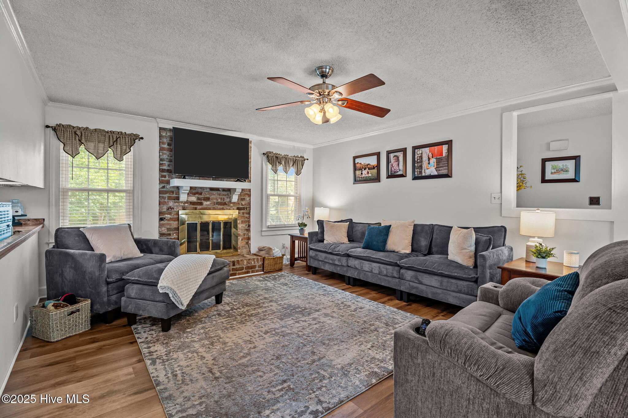 1404 Knollwood Drive NW