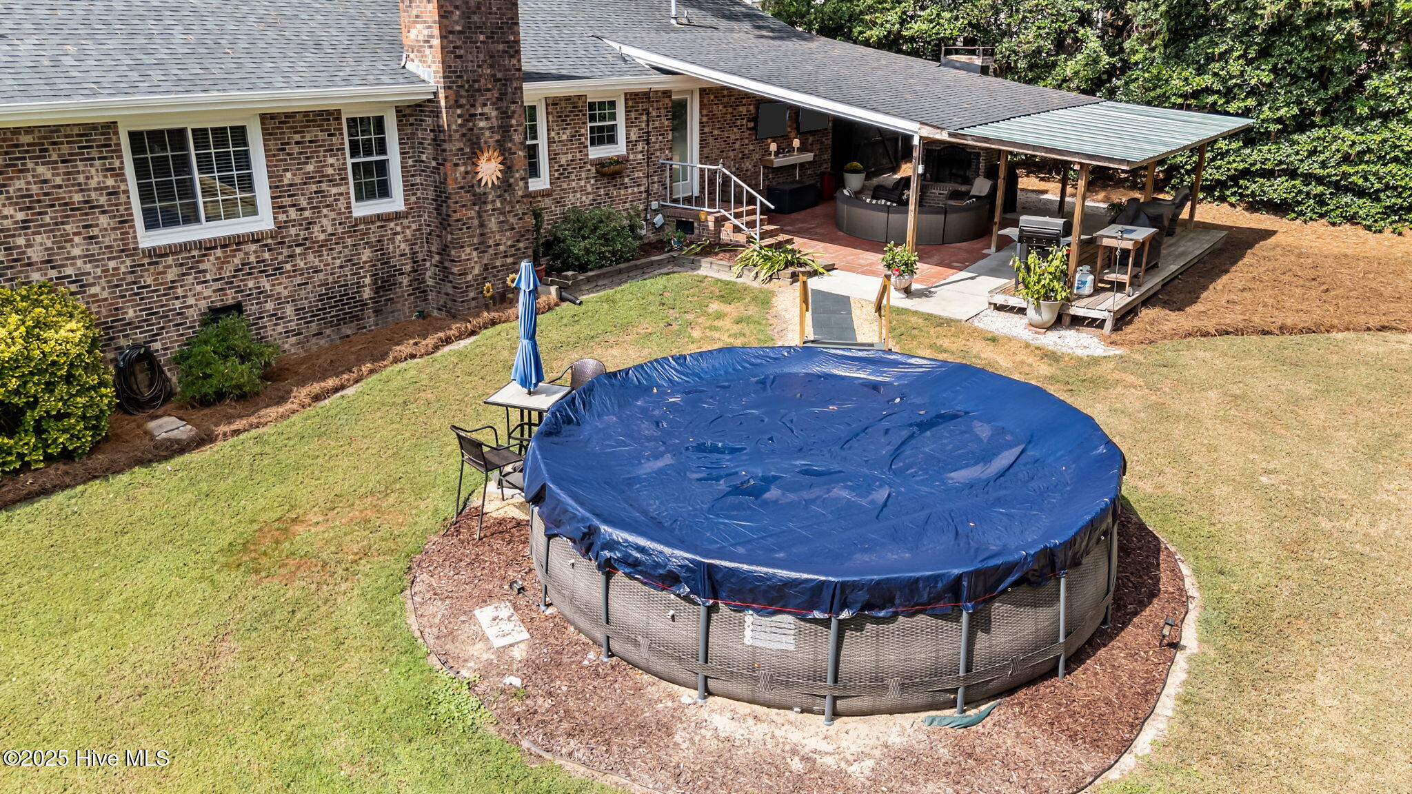 1404 Knollwood Drive NW