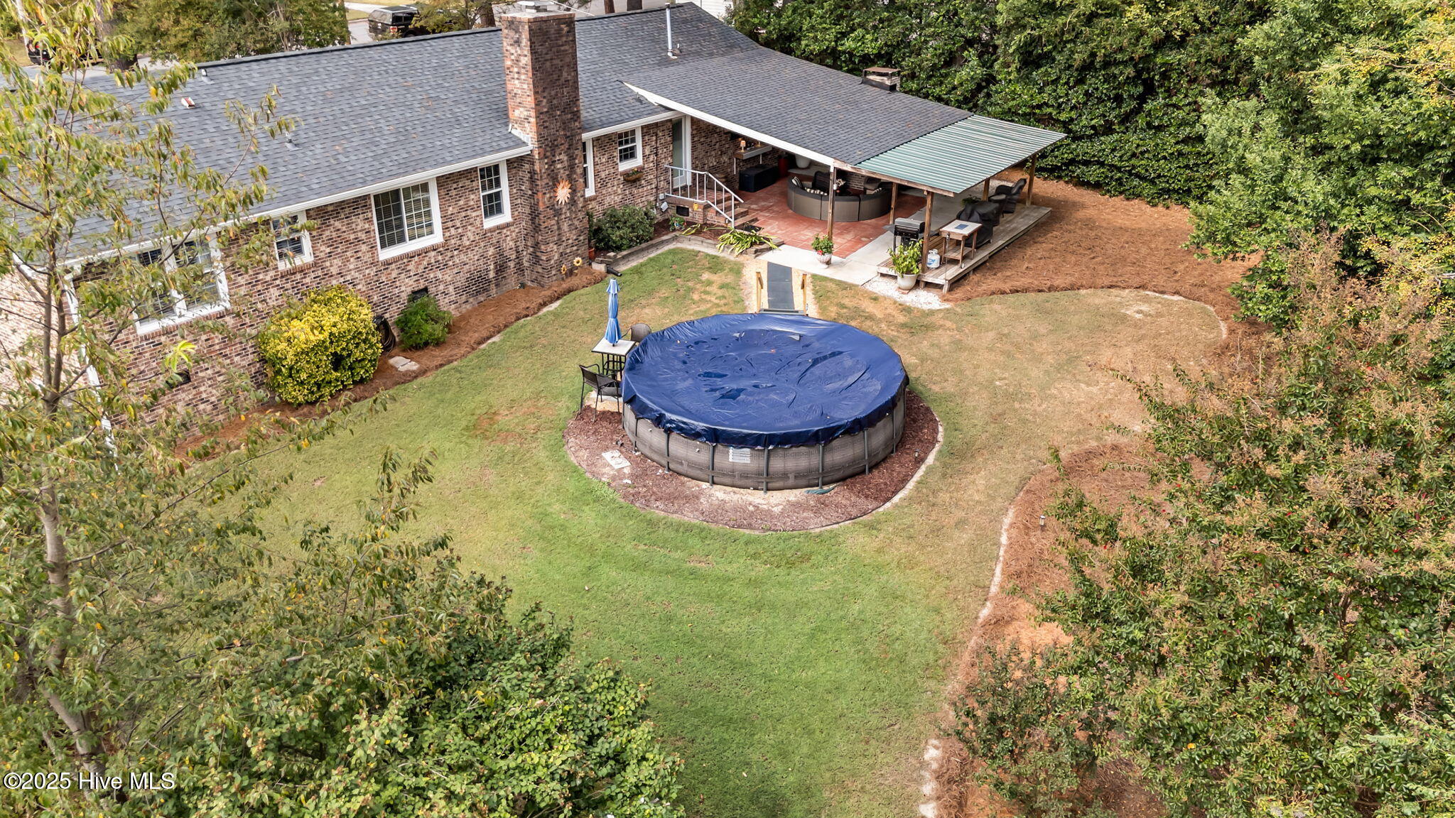 1404 Knollwood Drive NW