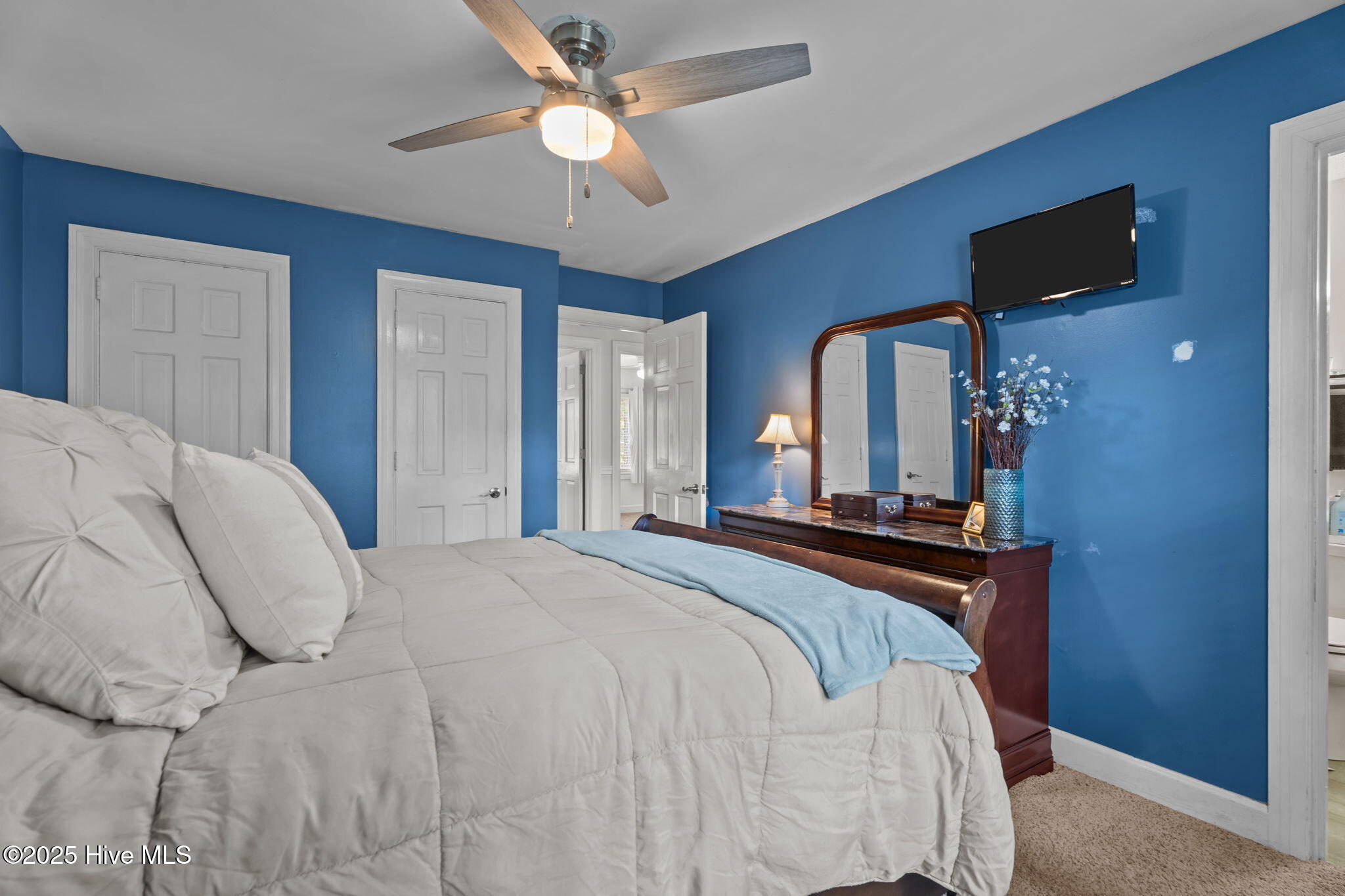 1404 Knollwood Drive NW