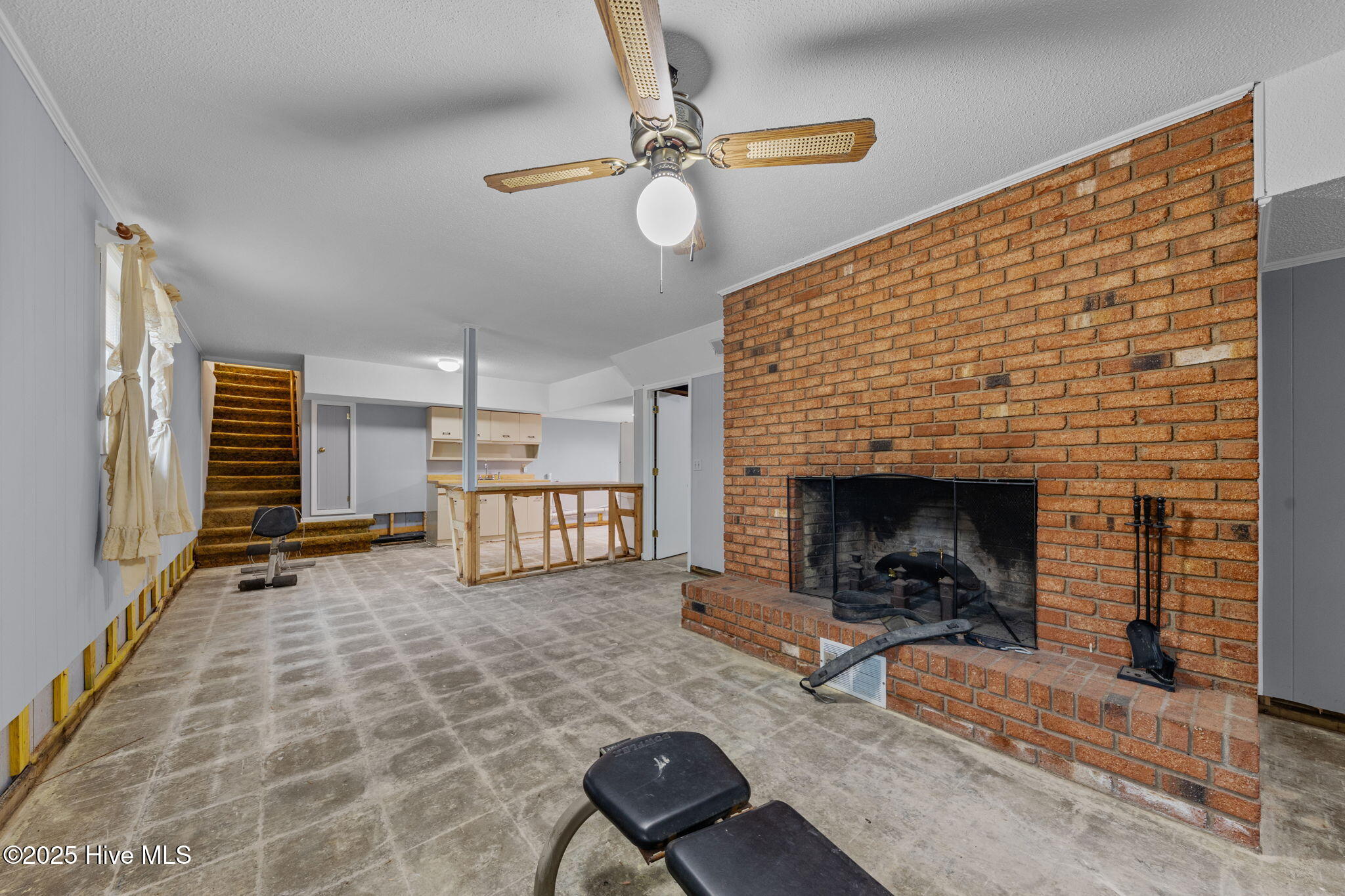 241 Hight Road