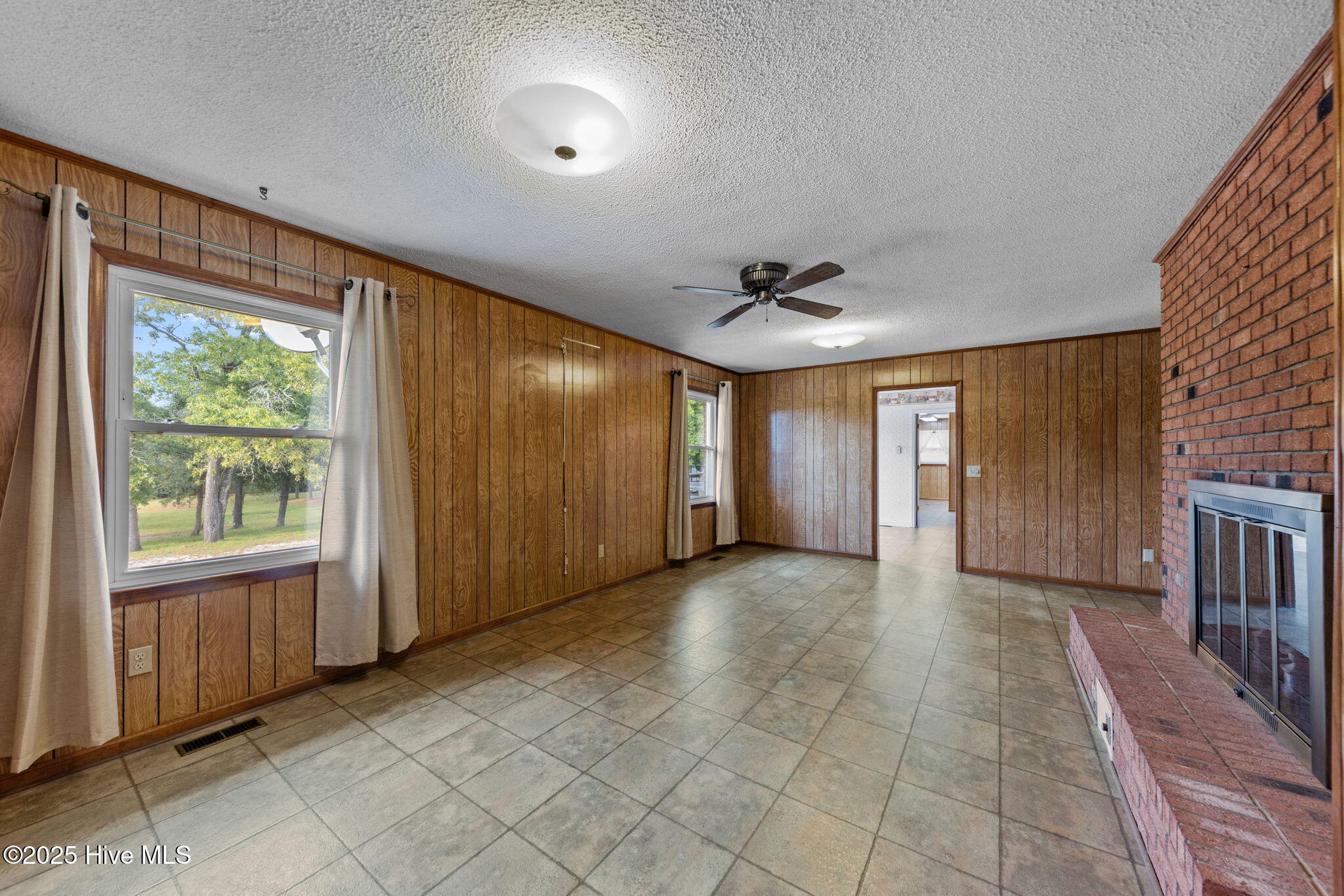 241 Hight Road