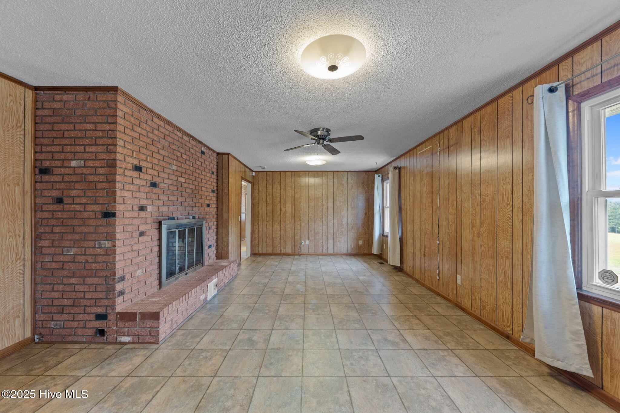 241 Hight Road